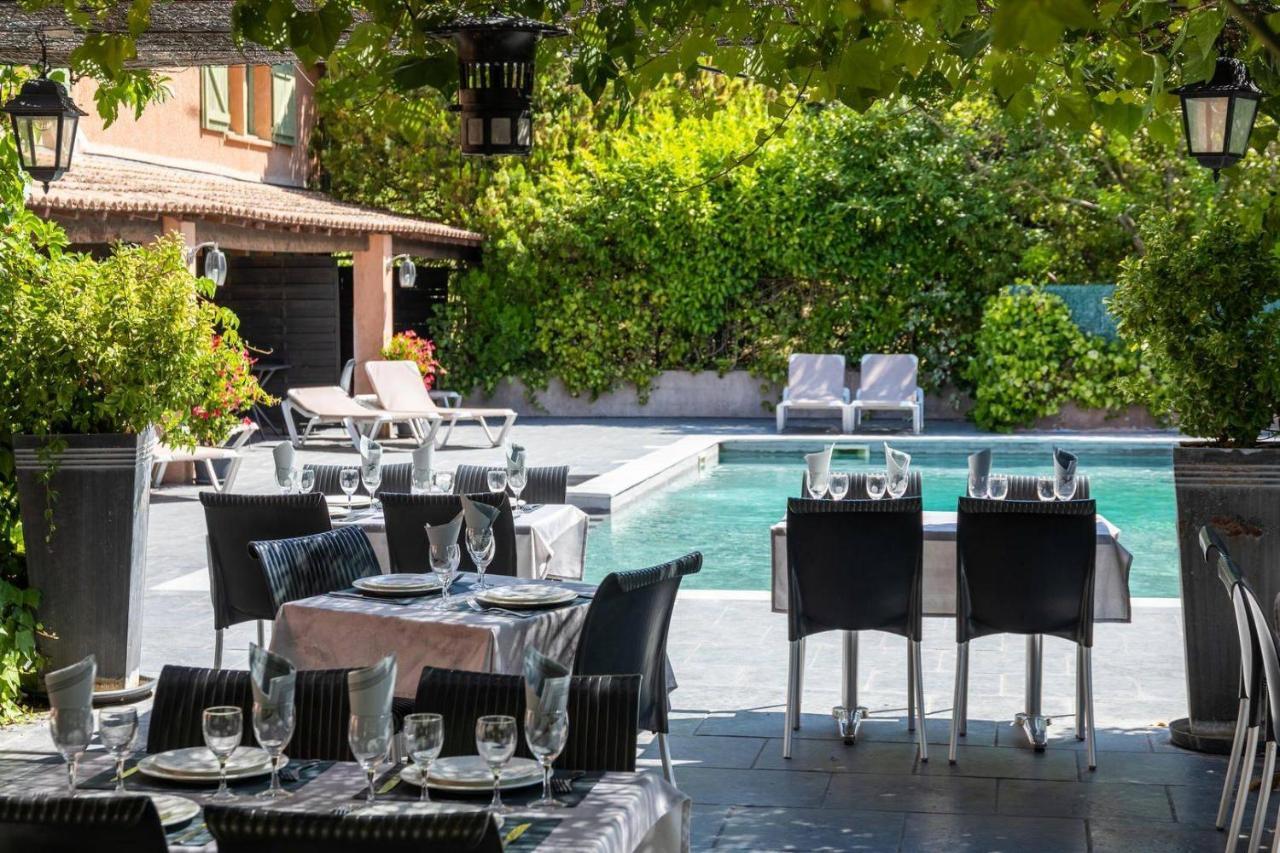 Hotel Au Relais De Trans Draguignan Exteriör bild