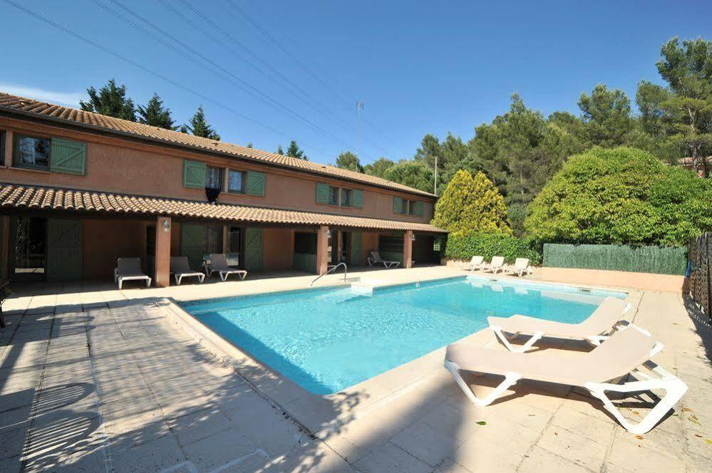 Hotel Au Relais De Trans Draguignan Exteriör bild